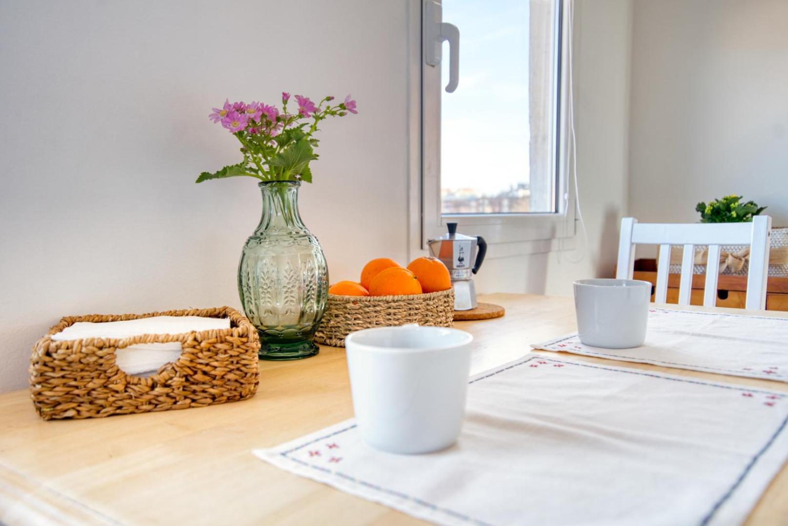Spacious Penthouse With Panoramic Terrace - 20 Minutes From Duomo มิลาน ภายนอก รูปภาพ